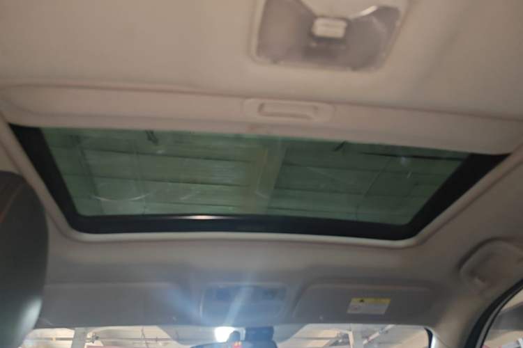 Used CHANGAN CS35 2015 1.6L Manual Luxury Model China IV Standard Headliner