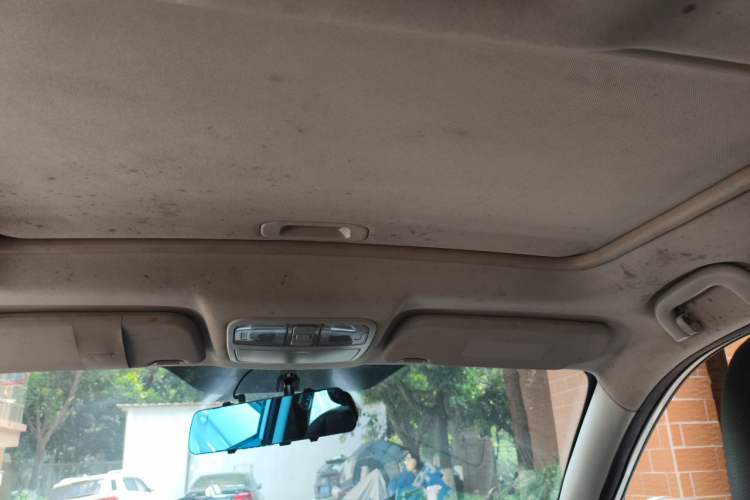 Used CHANGAN CS35 2015 1.6L Manual Luxury Model China V Standard Headliner
