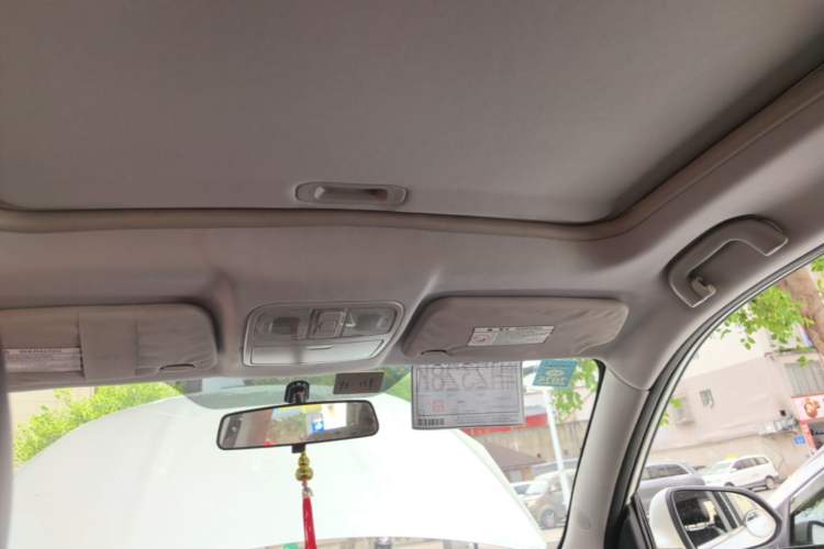 Used CHANGAN CS35 2015 1.6L Automatic Luxury Model China IV Standard Headliner