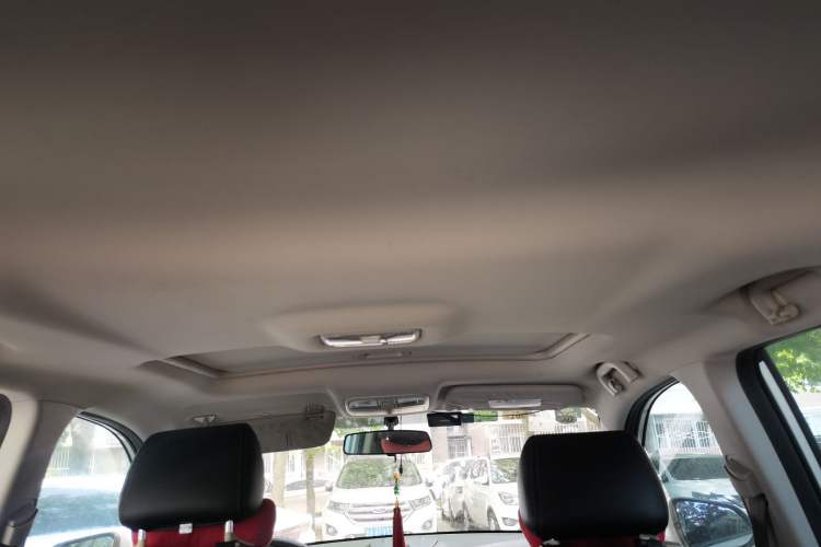 Used CHANGAN CS35 2015 1.6L Manual Luxury Model China V Standard Headliner