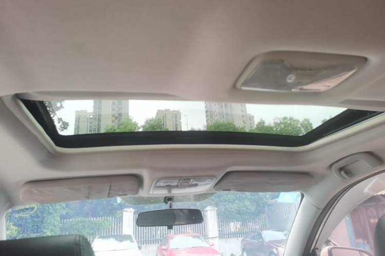 Used CHANGAN CS35 2015 1.6L Automatic Luxury Model China IV Standard Headliner