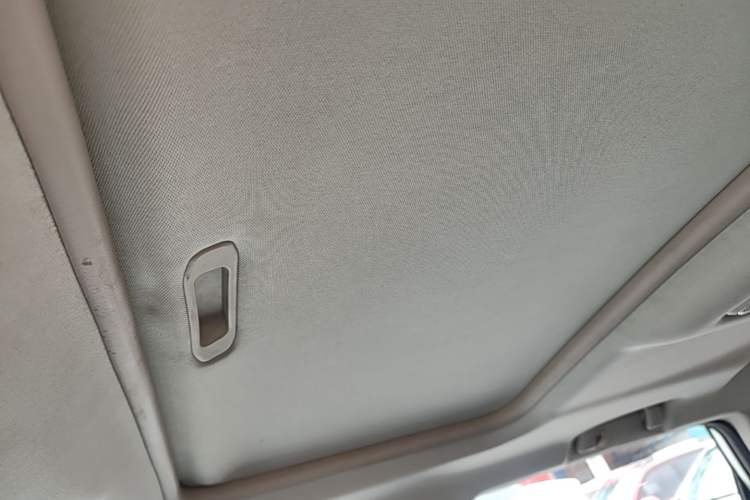 Used CHANGAN CS35 2015 1.6L Automatic Luxury Model China V Standard Headliner