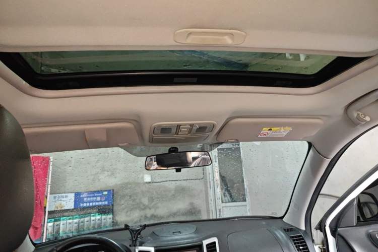 Used CHANGAN CS35 2015 1.6L Manual Luxury Model China IV Standard Headliner