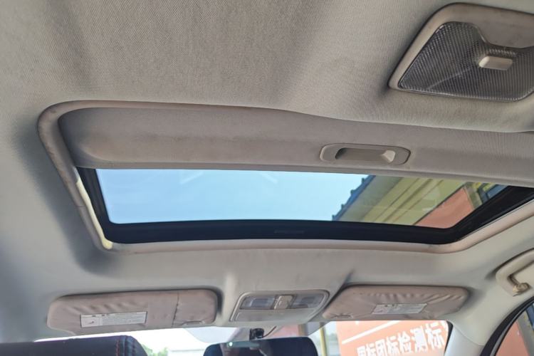 Used CHANGAN CS35 2015 1.6L Automatic Luxury Model China IV Standard Headliner