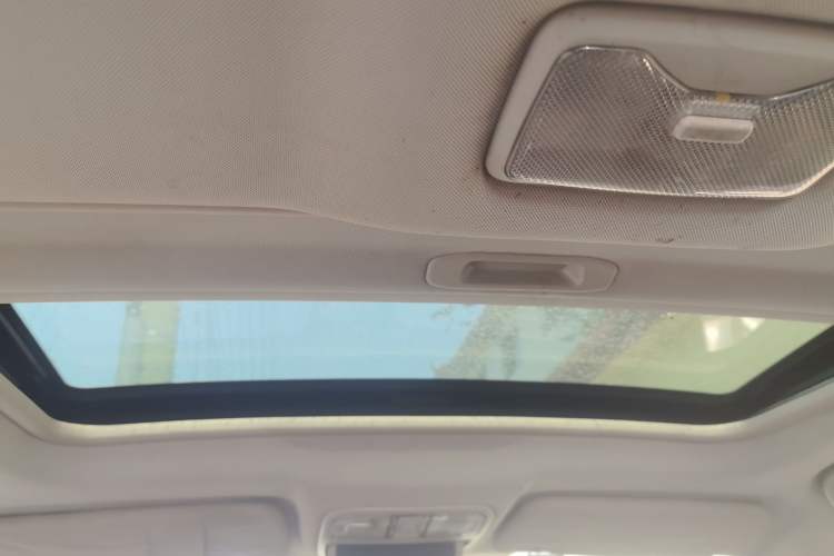 Used CHANGAN CS35 2015 1.6L Manual Luxury Model China IV Standard Headliner