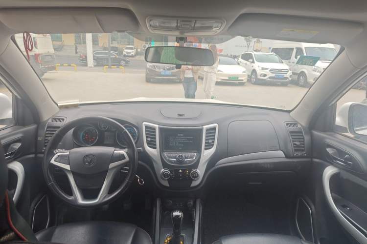 Used CHANGAN CS35 2015 1.6L Manual Comfort Model China V Standard Headliner