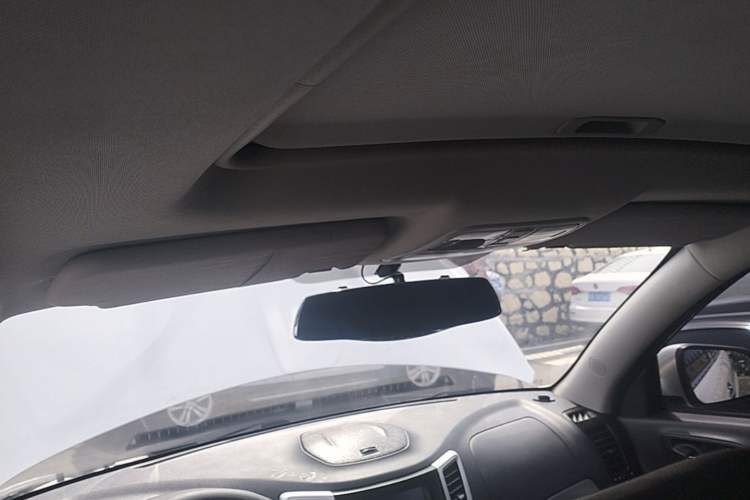 Used CHANGAN CS35 2015 1.6L Automatic Luxury Model China IV Standard Headliner