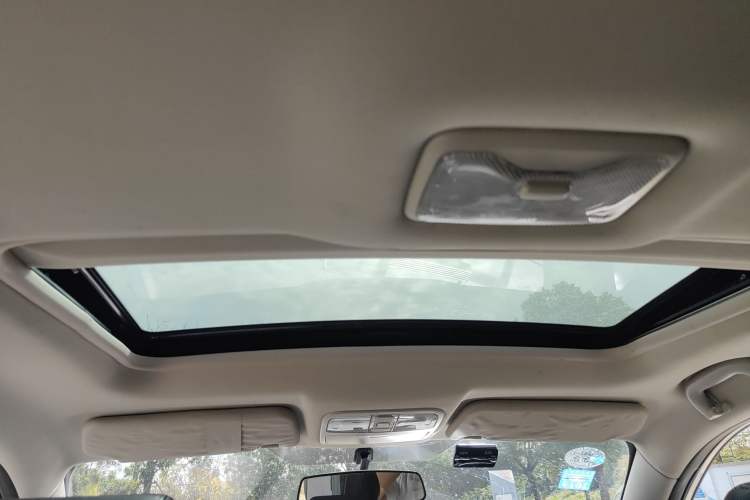 Used CHANGAN CS35 2015 1.6L Manual Luxury Model China IV Standard Headliner