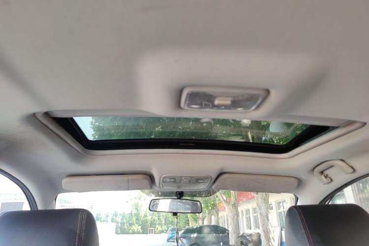 Used CHANGAN CS35 2015 1.6L Manual Luxury Model China IV Standard Headliner