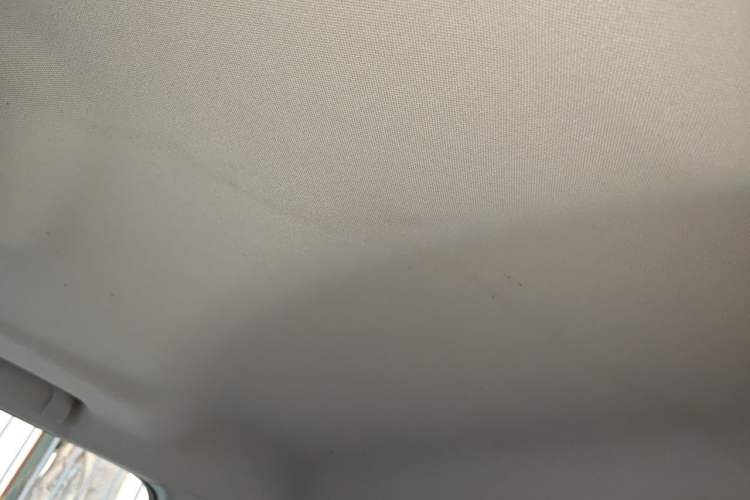 Used CHANGAN CS35 2015 1.6L Manual Luxury Model China IV Standard Headliner