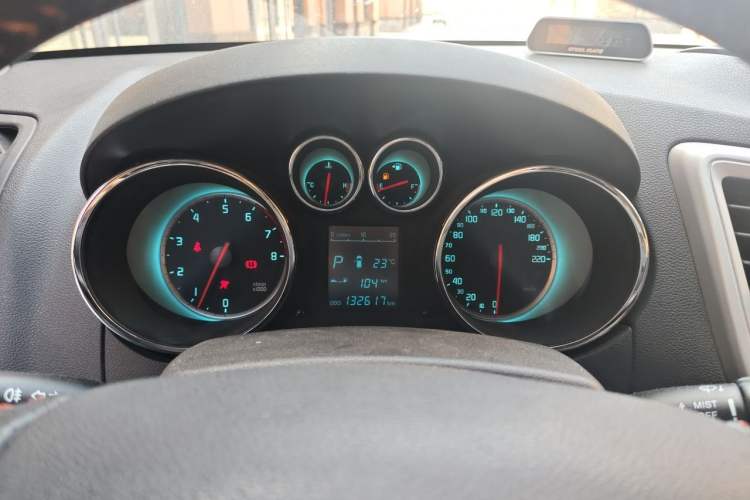 Used CHANGAN CS35 2015 1.6L Automatic Luxury Model China IV Standard Instrument Cluster