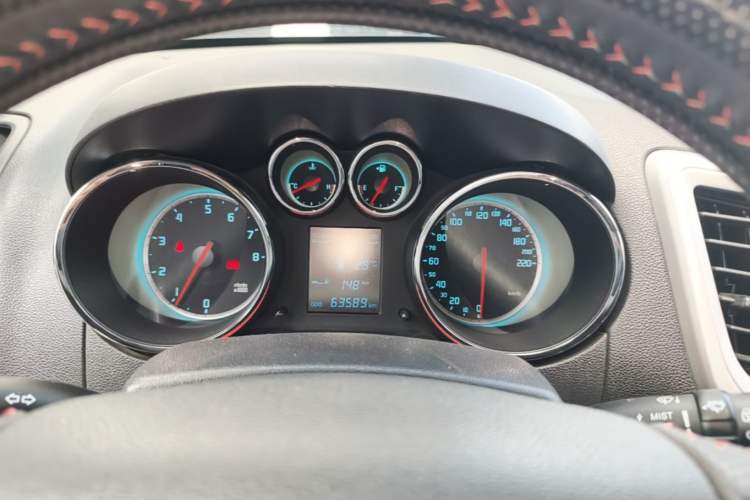Used CHANGAN CS35 2015 1.6L Manual Luxury Model China IV Standard Instrument Cluster
