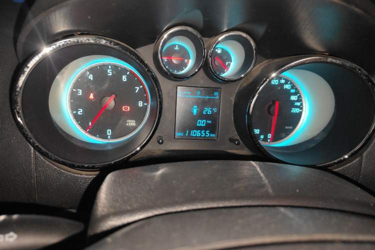 Used CHANGAN CS35 2015 1.6L Manual Luxury Model China IV Standard Instrument Cluster