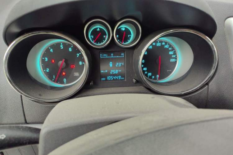 Used CHANGAN CS35 2015 1.6L Manual Luxury Model China IV Standard Instrument Cluster