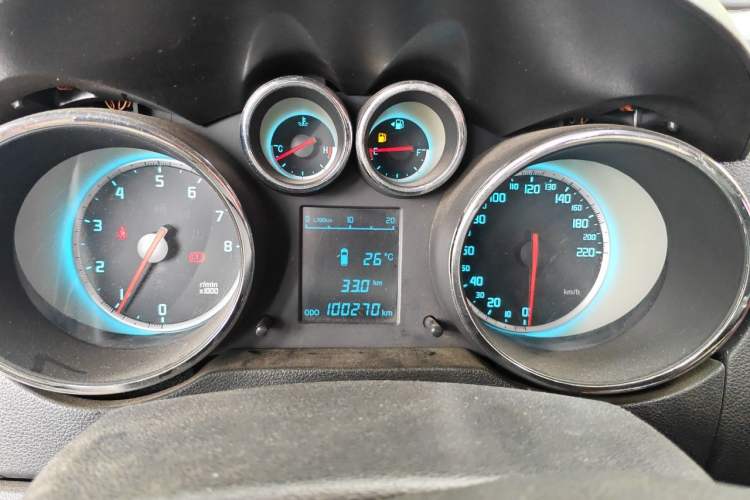 Used CHANGAN CS35 2015 1.6L Manual Luxury Model China IV Standard Instrument Cluster