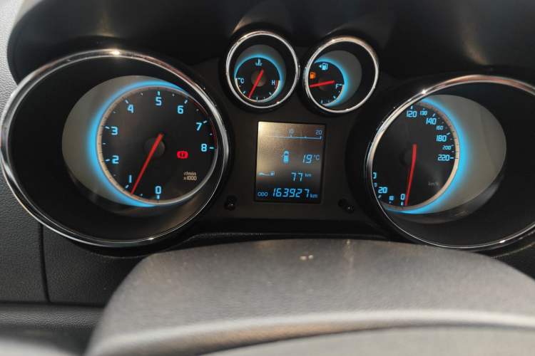 Used CHANGAN CS35 2015 1.6L Manual Luxury Model China V Standard Instrument Cluster