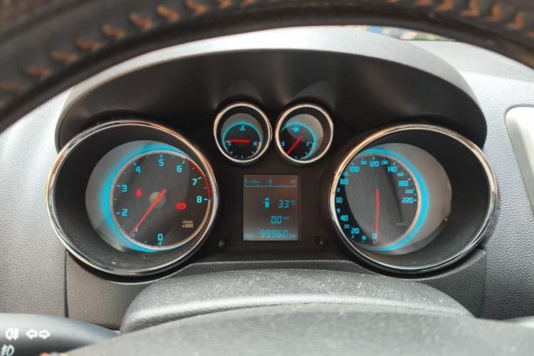 Used CHANGAN CS35 2015 1.6L Manual Luxury Model China V Standard Instrument Cluster