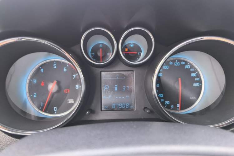 Used CHANGAN CS35 2015 1.6L Automatic Luxury Model China IV Standard Instrument Cluster