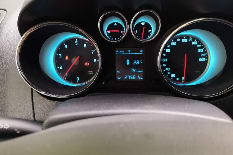 Used CHANGAN CS35 2015 1.6L Manual Luxury Model China V Standard Instrument Cluster