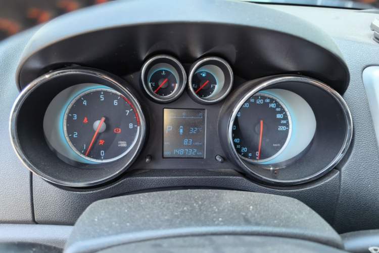 Used CHANGAN CS35 2015 1.6L Automatic Luxury Model China V Standard Instrument Cluster