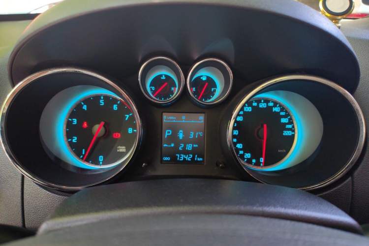 Used CHANGAN CS35 2015 1.6L Automatic Luxury Model China IV Standard Instrument Cluster