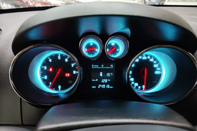 Used CHANGAN CS35 2015 1.6L Manual Luxury Model China IV Standard Instrument Cluster