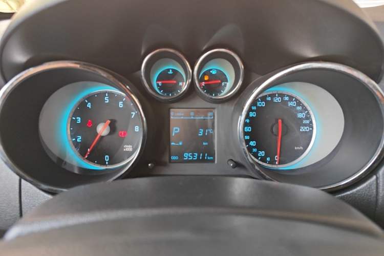 Used CHANGAN CS35 2015 1.6L Automatic Luxury Model China V Standard Instrument Cluster