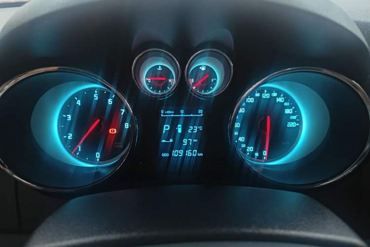Used CHANGAN CS35 2015 1.6L Automatic Luxury Model China IV Standard Instrument Cluster