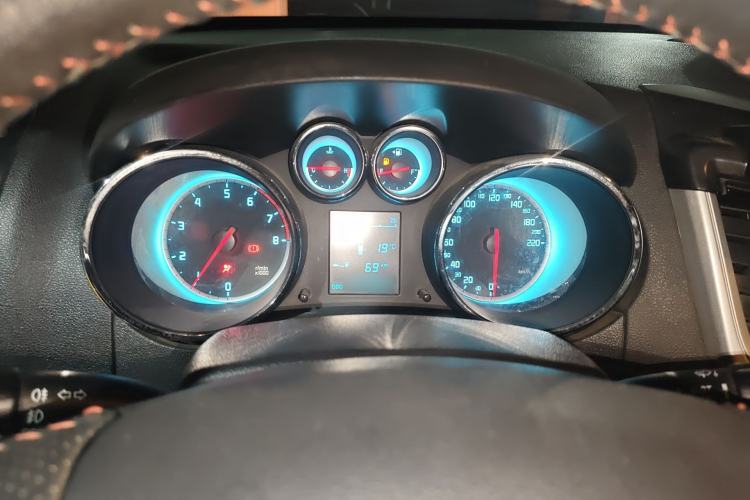 Used CHANGAN CS35 2015 1.6L Manual Luxury Model China V Standard Instrument Cluster