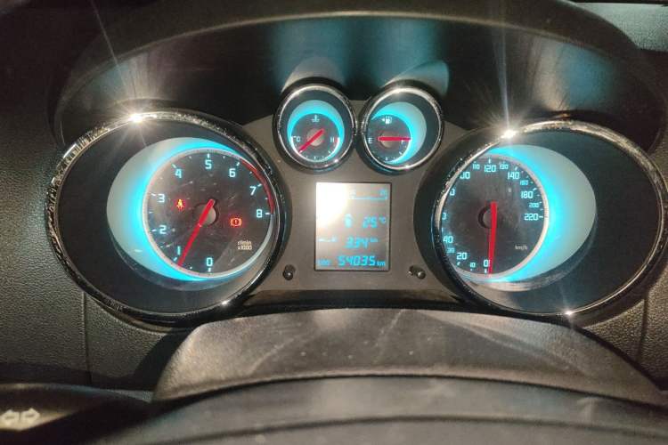 Used CHANGAN CS35 2015 1.6L Automatic Luxury Model China IV Standard Instrument Cluster