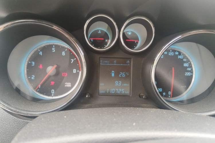 Used CHANGAN CS35 2015 1.6L Manual Luxury Model China IV Standard Instrument Cluster