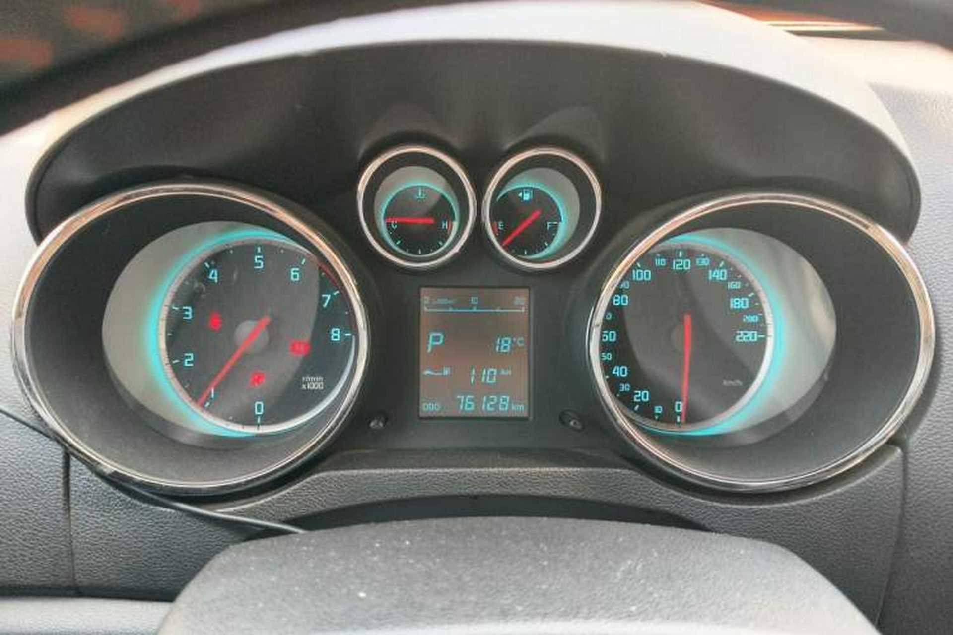 Used CHANGAN CS35 2015 1.6L Automatic Prestige Model China V Standard Instrument Cluster