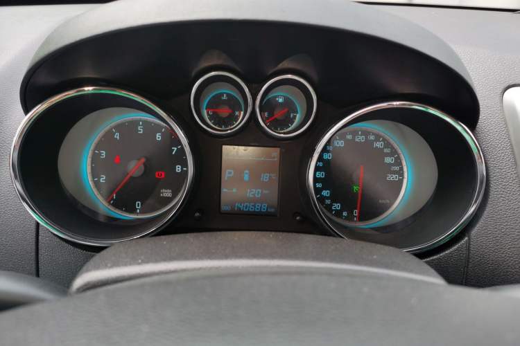Used CHANGAN CS35 2015 1.6L Automatic Luxury Model China V Standard Instrument Cluster