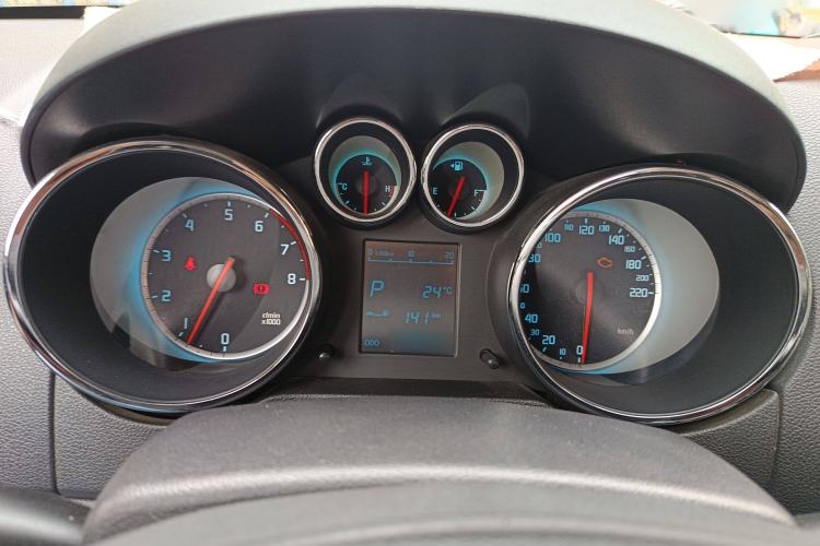 Used CHANGAN CS35 2015 1.6L Automatic Luxury Model China IV Standard Instrument Cluster