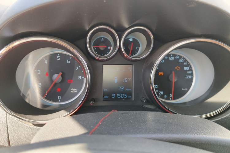 Used CHANGAN CS35 2015 1.6L Manual Luxury Model China IV Standard Instrument Cluster