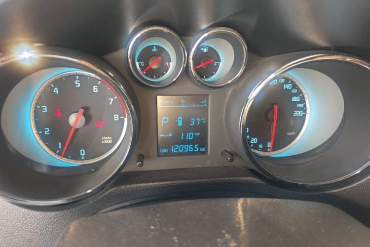 Used CHANGAN CS35 2015 1.6L Automatic Luxury Model China IV Standard Instrument Cluster
