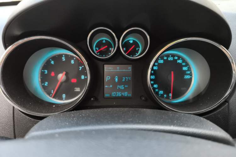 Used CHANGAN CS35 2015 1.6L Automatic Luxury Model China V Standard Instrument Cluster