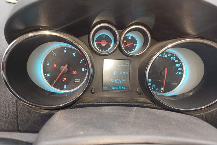 Used CHANGAN CS35 2015 1.6L Manual Luxury Model China IV Standard Instrument Cluster