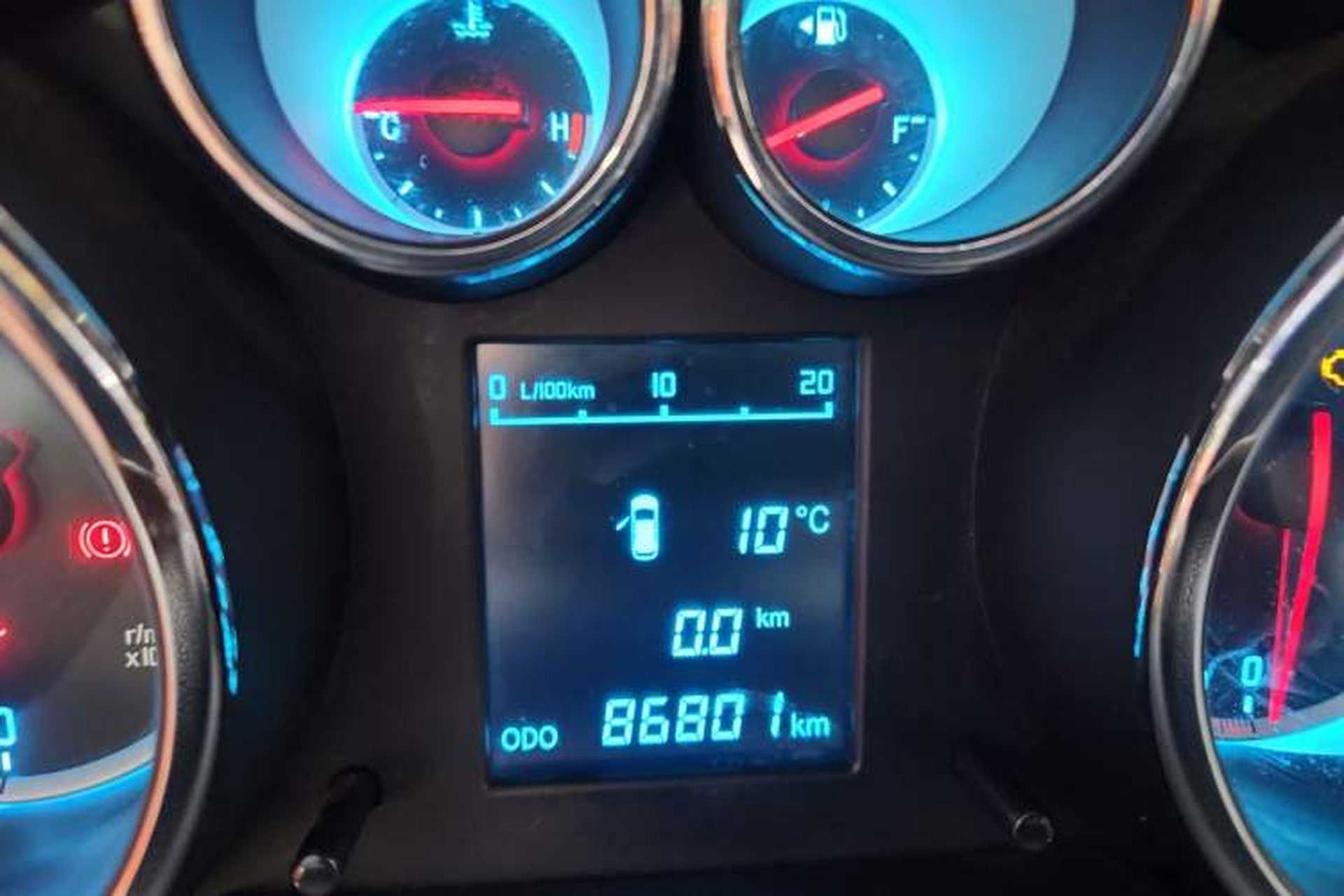 Used CHANGAN CS35 2015 1.6L Manual Luxury Model China IV Standard Instrument Cluster