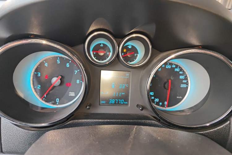 Used CHANGAN CS35 2015 1.6L Manual Luxury Model China IV Standard Instrument Cluster