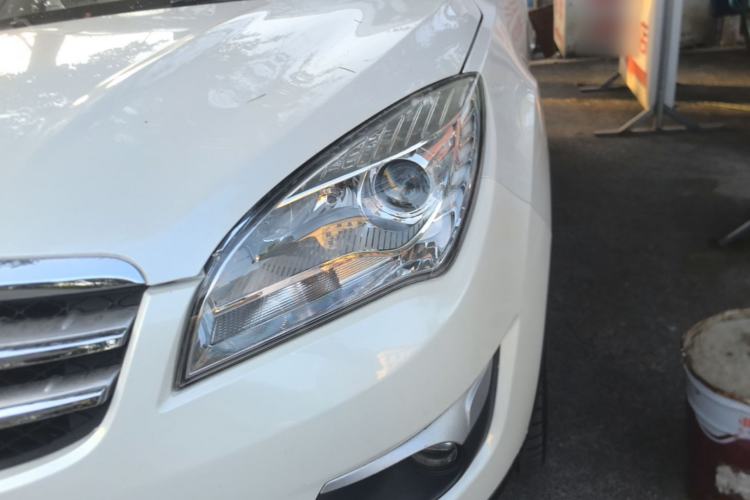 Used CHANGAN CS35 2015 1.6L Manual Luxury Model China IV Standard Left Front Headlight