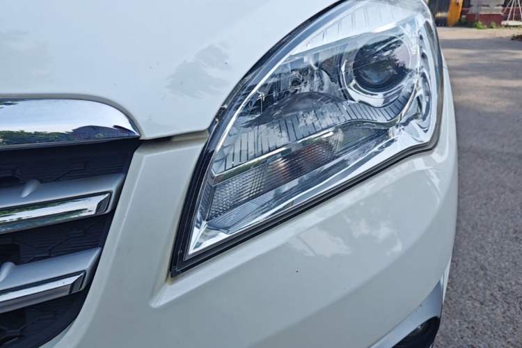 Used CHANGAN CS35 2015 1.6L Automatic Luxury Model China IV Standard Left Front Headlight