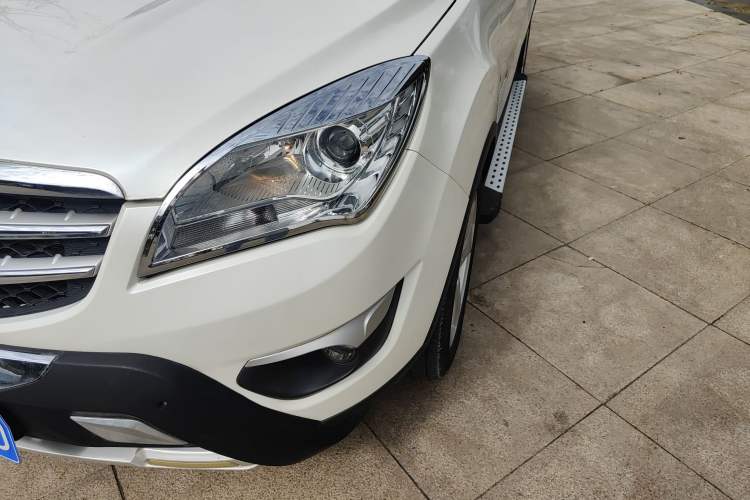 Used CHANGAN CS35 2015 1.6L Manual Luxury Model China IV Standard Left Front Headlight