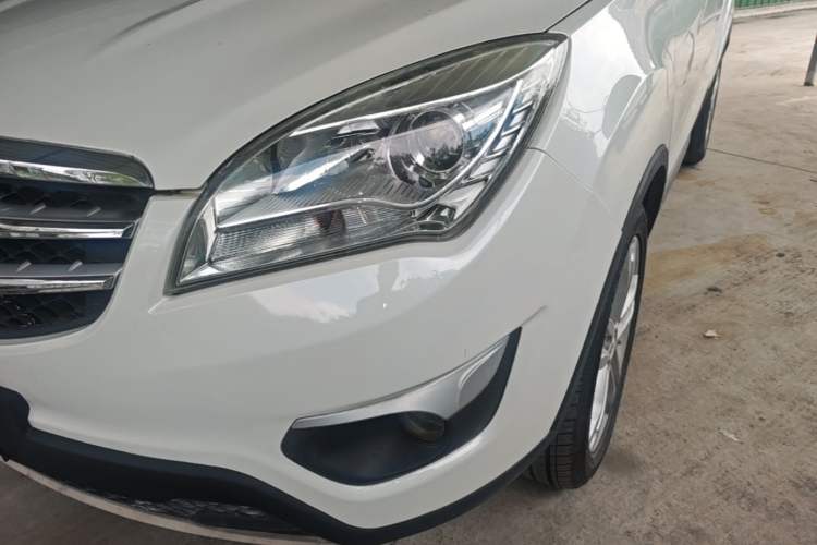 Used CHANGAN CS35 2015 1.6L Automatic Luxury Model China IV Standard Left Front Headlight