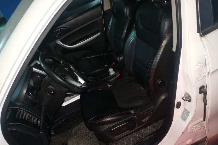 Used CHANGAN CS35 2015 1.6L Manual Luxury Model China IV Standard Left Front Seat