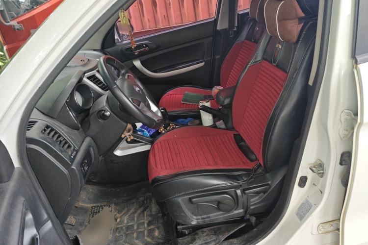 Used CHANGAN CS35 2015 1.6L Manual Luxury Model China IV Standard Left Front Seat
