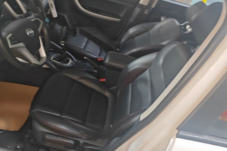 Used CHANGAN CS35 2015 1.6L Manual Luxury Model China IV Standard Left Front Seat