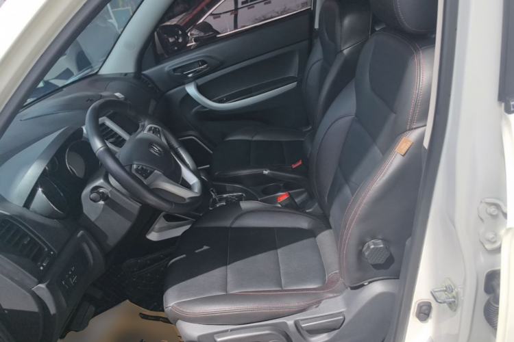 Used CHANGAN CS35 2015 1.6L Automatic Luxury Model China IV Standard Left Front Seat