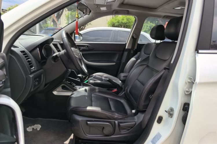 Used CHANGAN CS35 2015 1.6L Automatic Luxury Model China IV Standard Left Front Seat