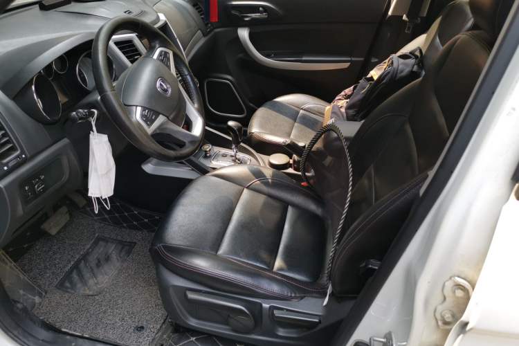Used CHANGAN CS35 2015 1.6L Automatic Luxury Model China IV Standard Left Front Seat